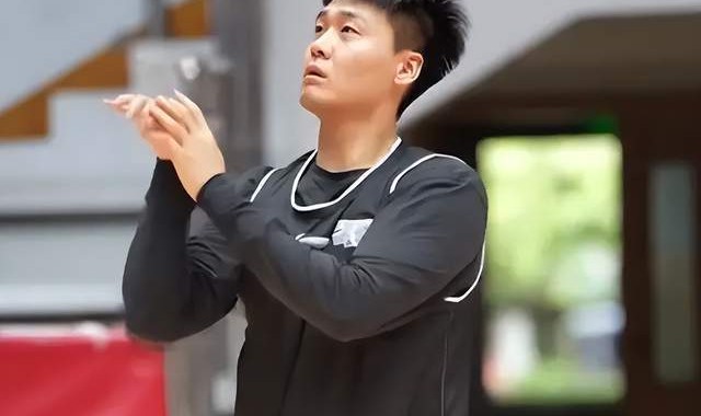 必赢体育app下载-备战京浙焦点对决！赵睿状态火热，周琦全力修复短板，许利民表态